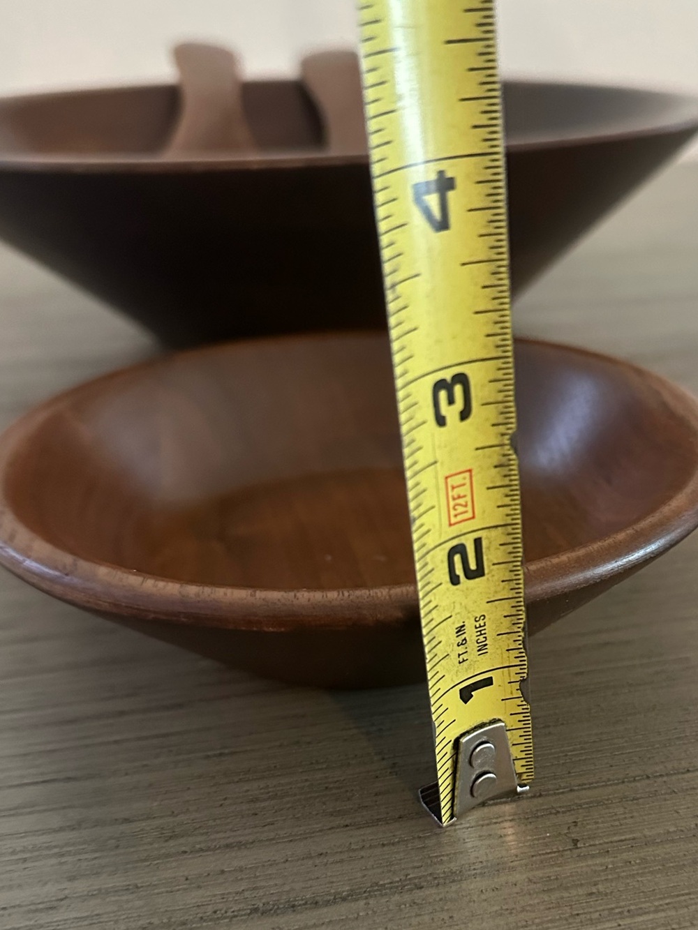 Ozark solid walnut salad serving bowl utensil and 6 bowls. - Picture 8 of 10